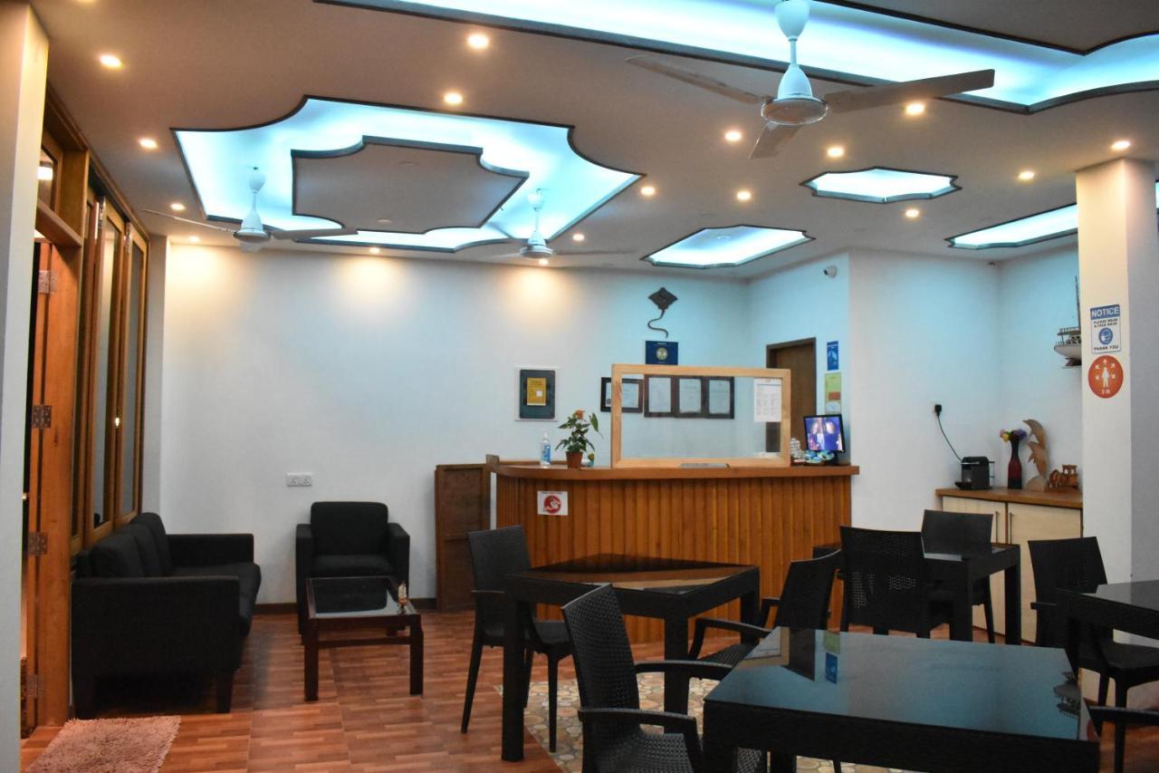 Seena Inn Fulidhoo Exterior foto