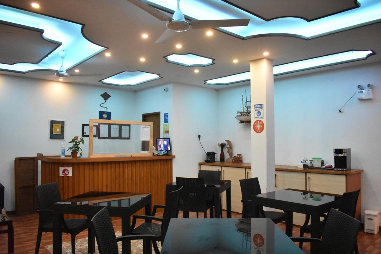 Seena Inn Fulidhoo Exterior foto